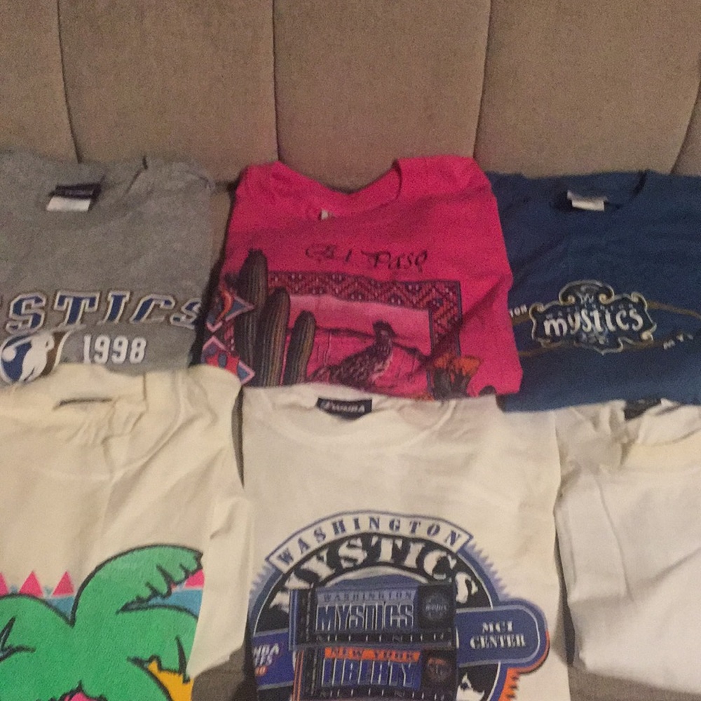 6 t shirt. BUNDLE